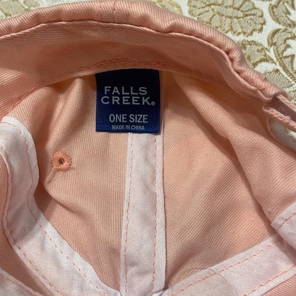 NWT Falls Creek Women’s Cap - Picture 2 of 5